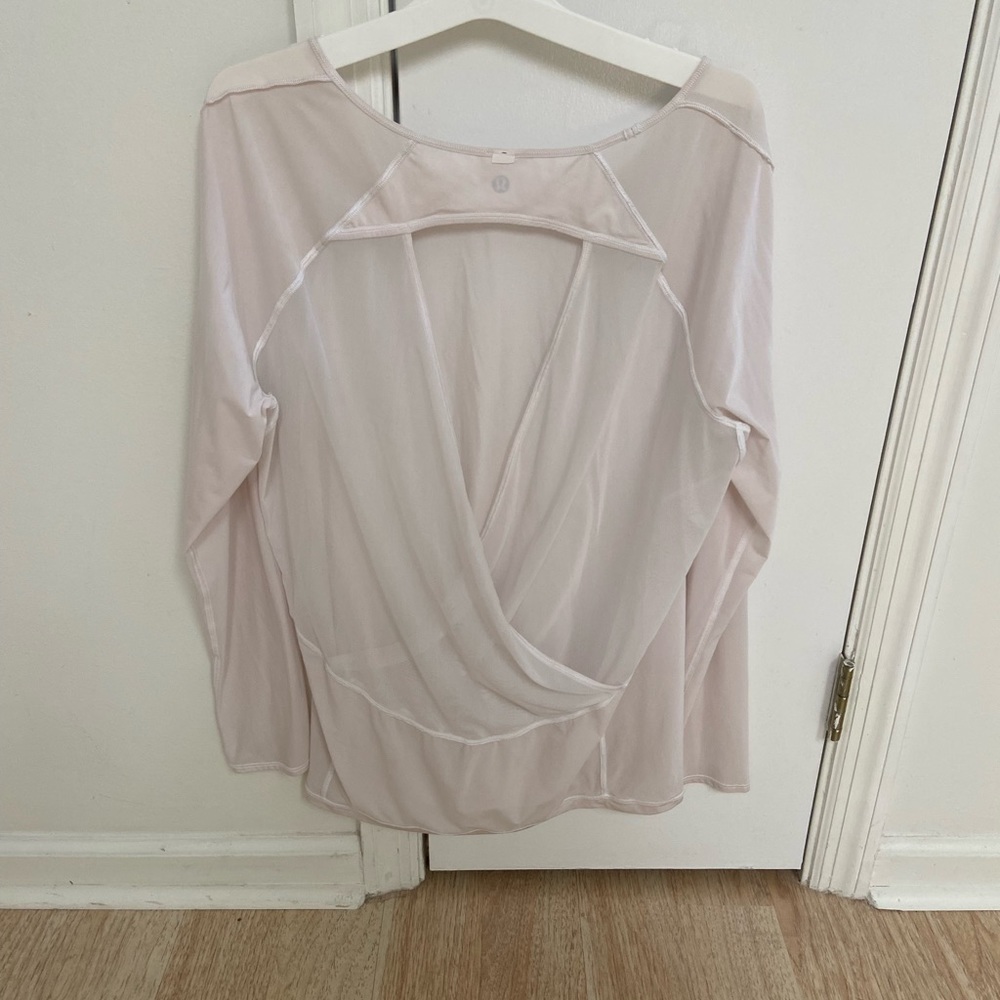 Lululemon open back long-sleeve shirt